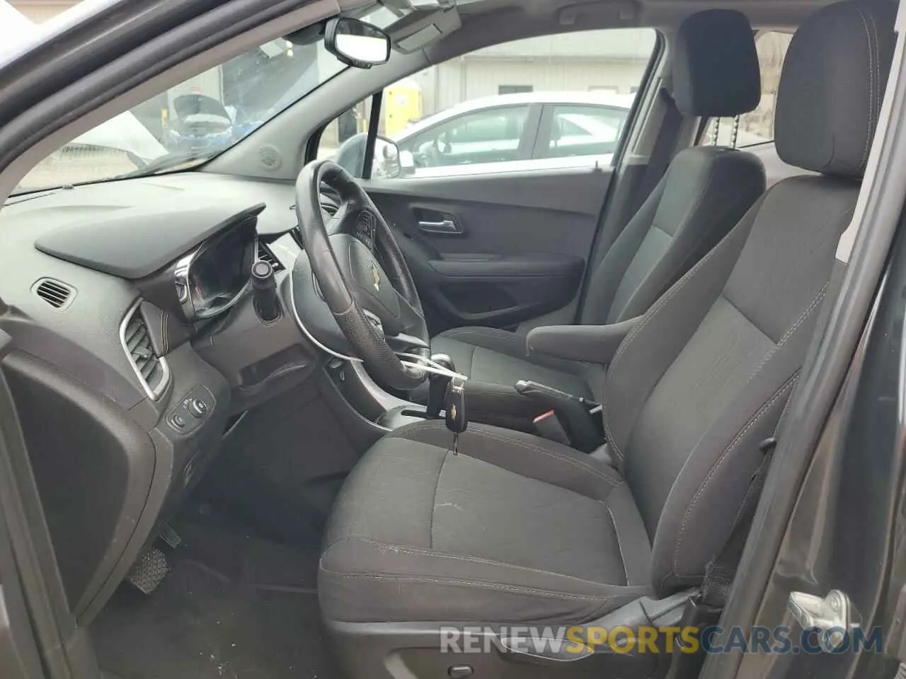 7 Фотография поврежденного автомобиля 3GNCJLSB0KL123451 CHEVROLET TRAX 2019