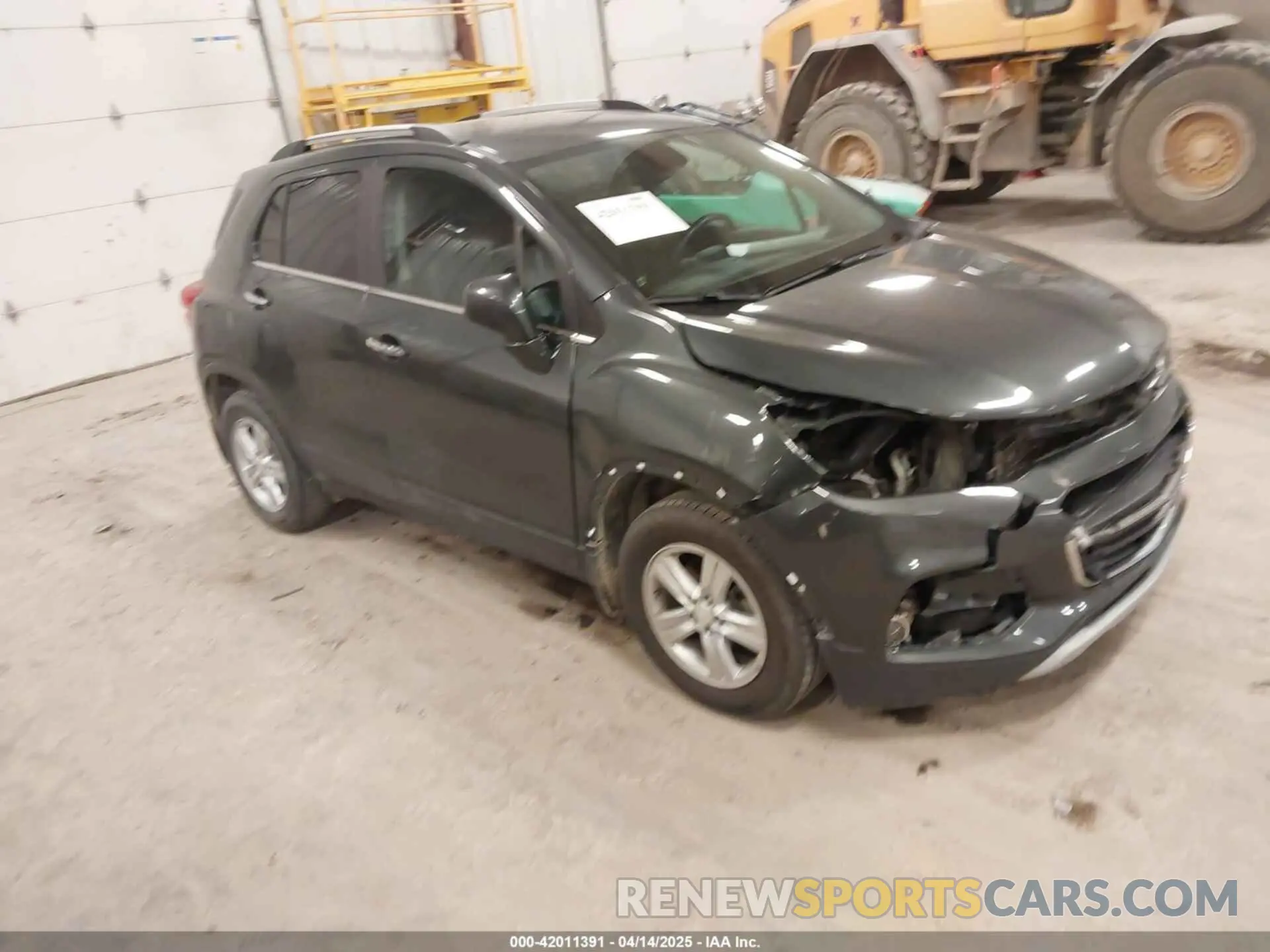 1 Photograph of a damaged car 3GNCJLSB0KL366340 CHEVROLET TRAX 2019