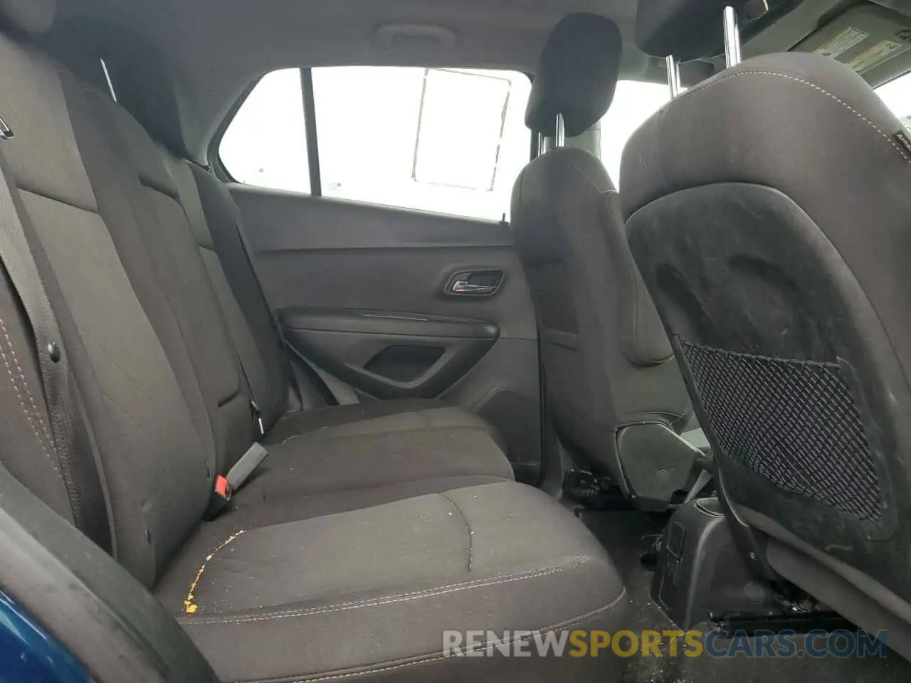 11 Фотография поврежденного автомобиля 3GNCJLSB1KL295987 CHEVROLET TRAX 2019