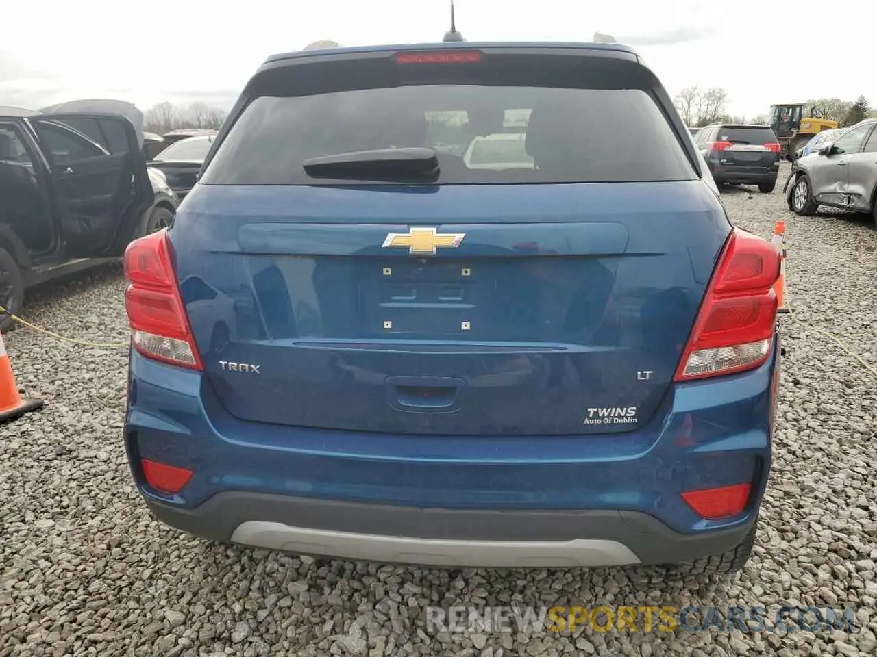 6 Фотография поврежденного автомобиля 3GNCJLSB1KL295987 CHEVROLET TRAX 2019