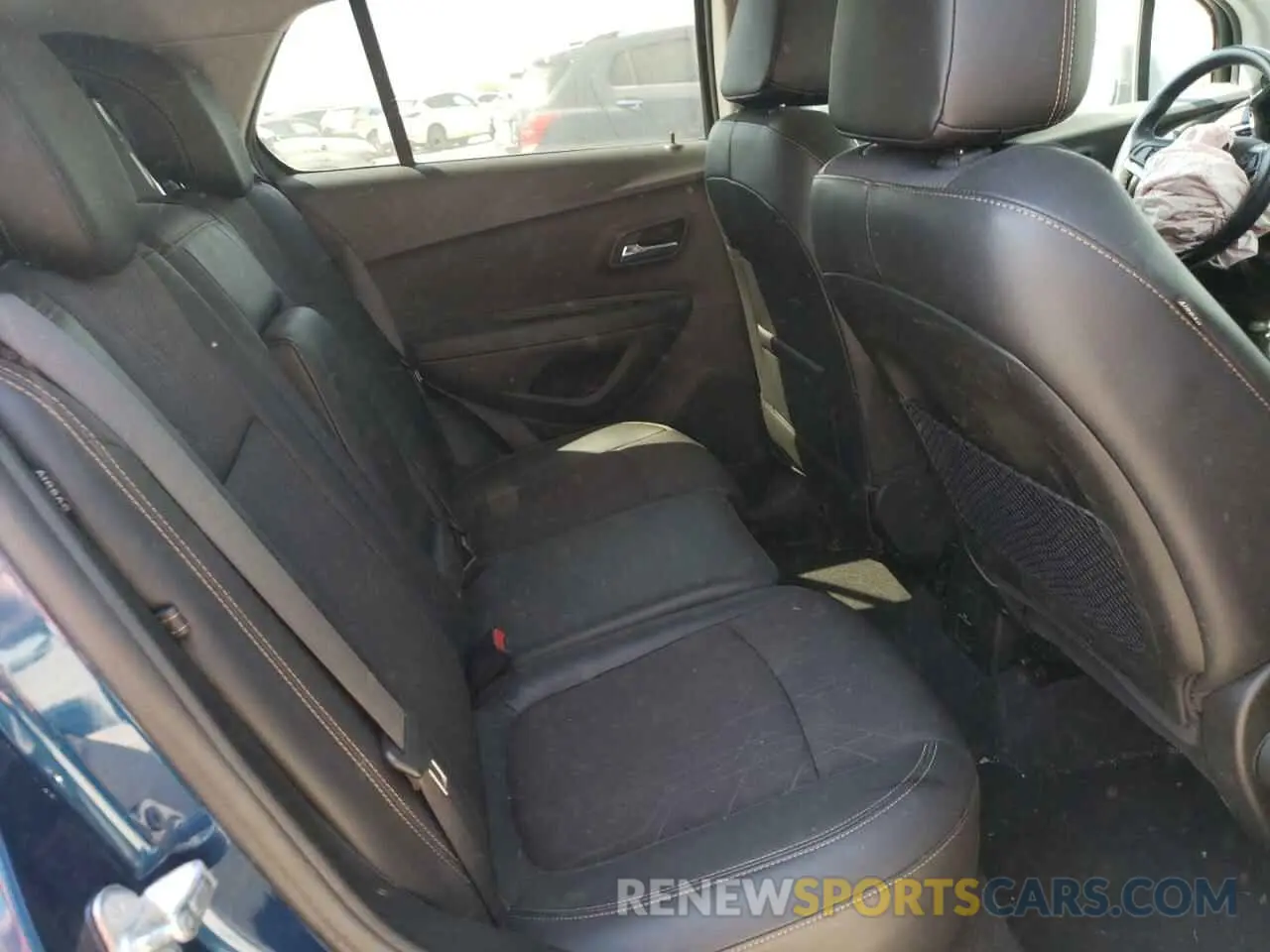 12 Photograph of a damaged car 3GNCJLSB2KL331766 CHEVROLET TRAX 2019
