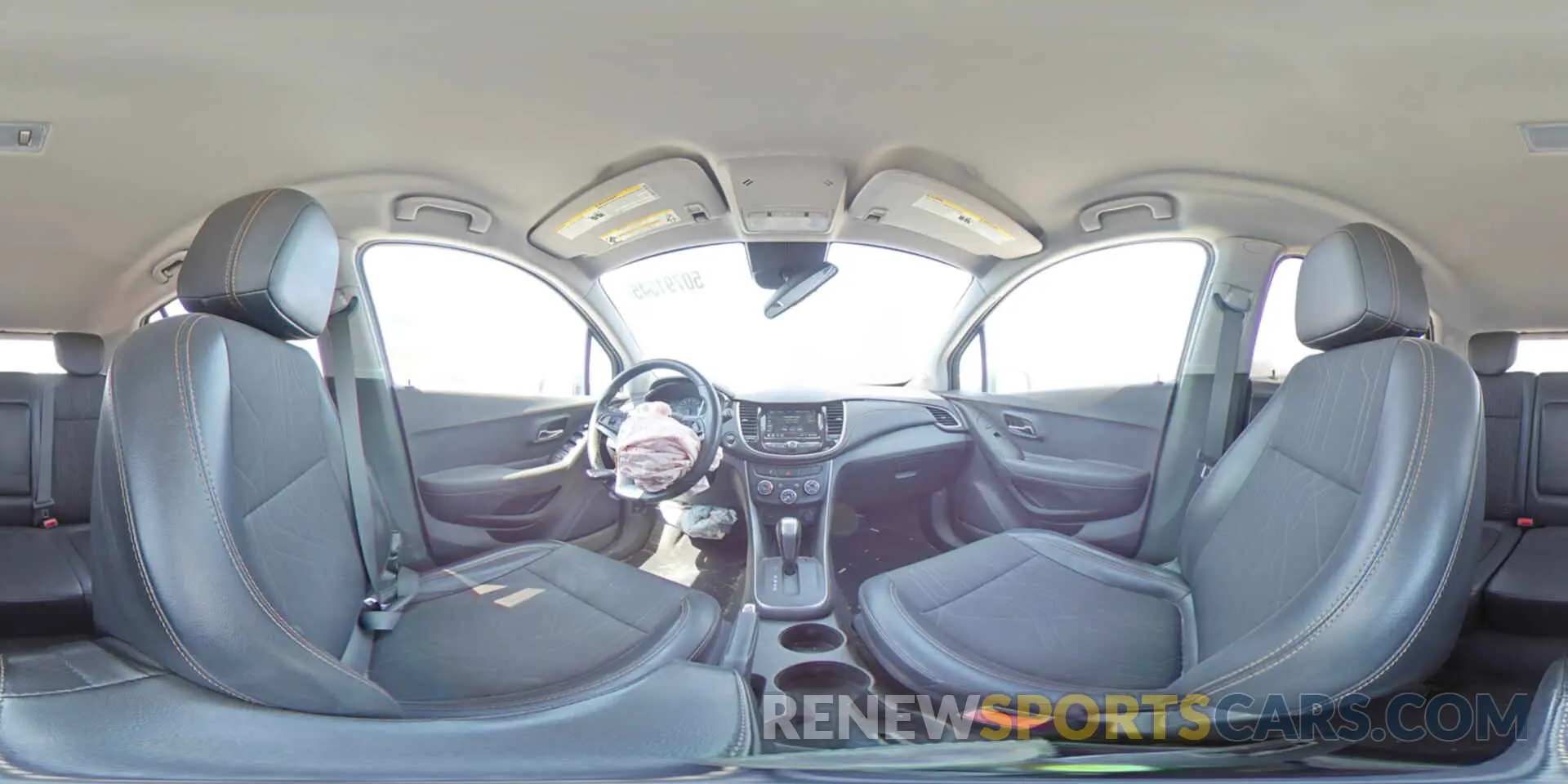 13 Photograph of a damaged car 3GNCJLSB2KL331766 CHEVROLET TRAX 2019