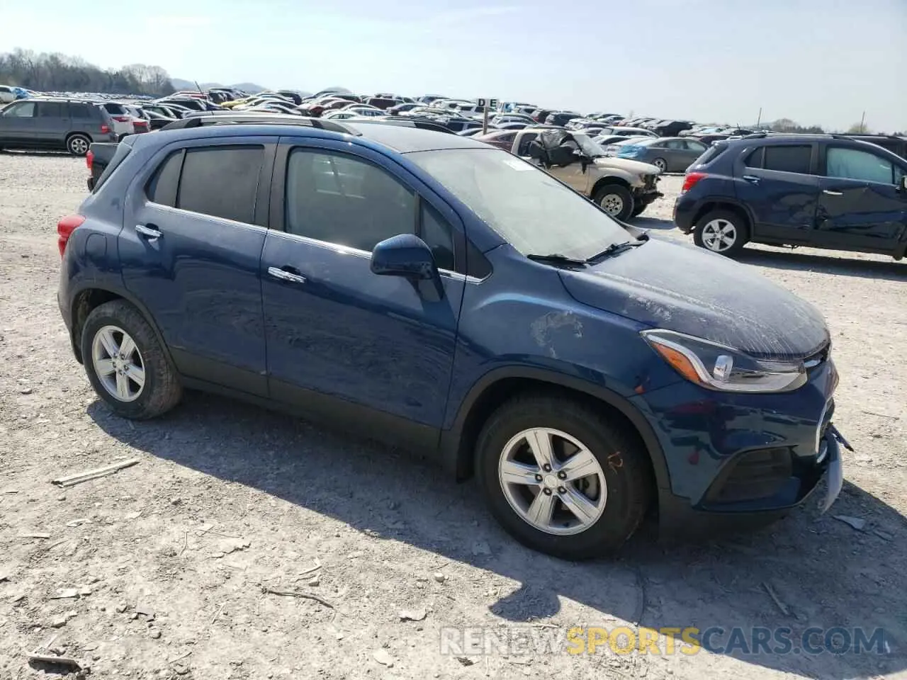 4 Photograph of a damaged car 3GNCJLSB2KL331766 CHEVROLET TRAX 2019