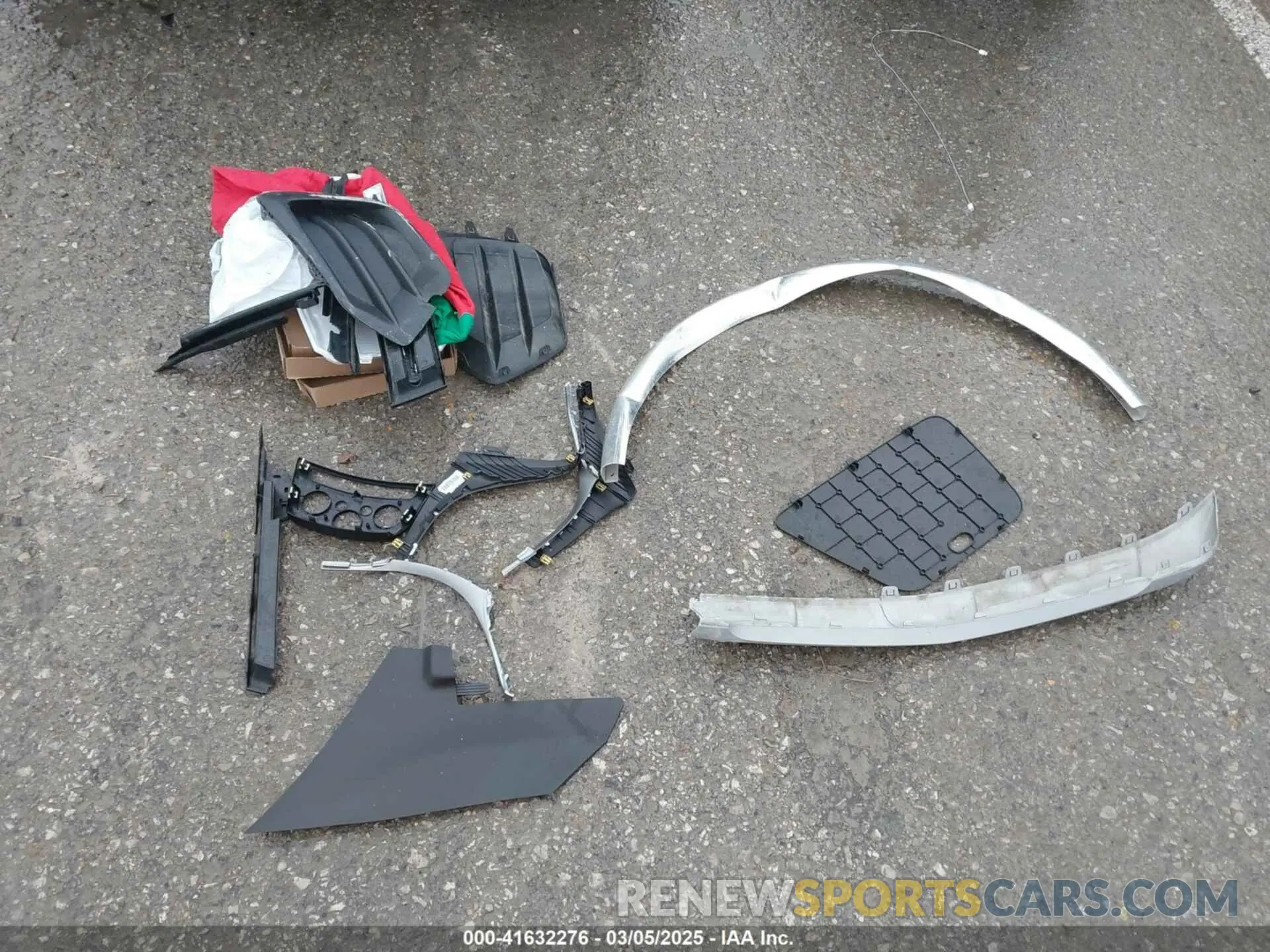 11 Photograph of a damaged car 3GNCJLSB3KL212561 CHEVROLET TRAX 2019