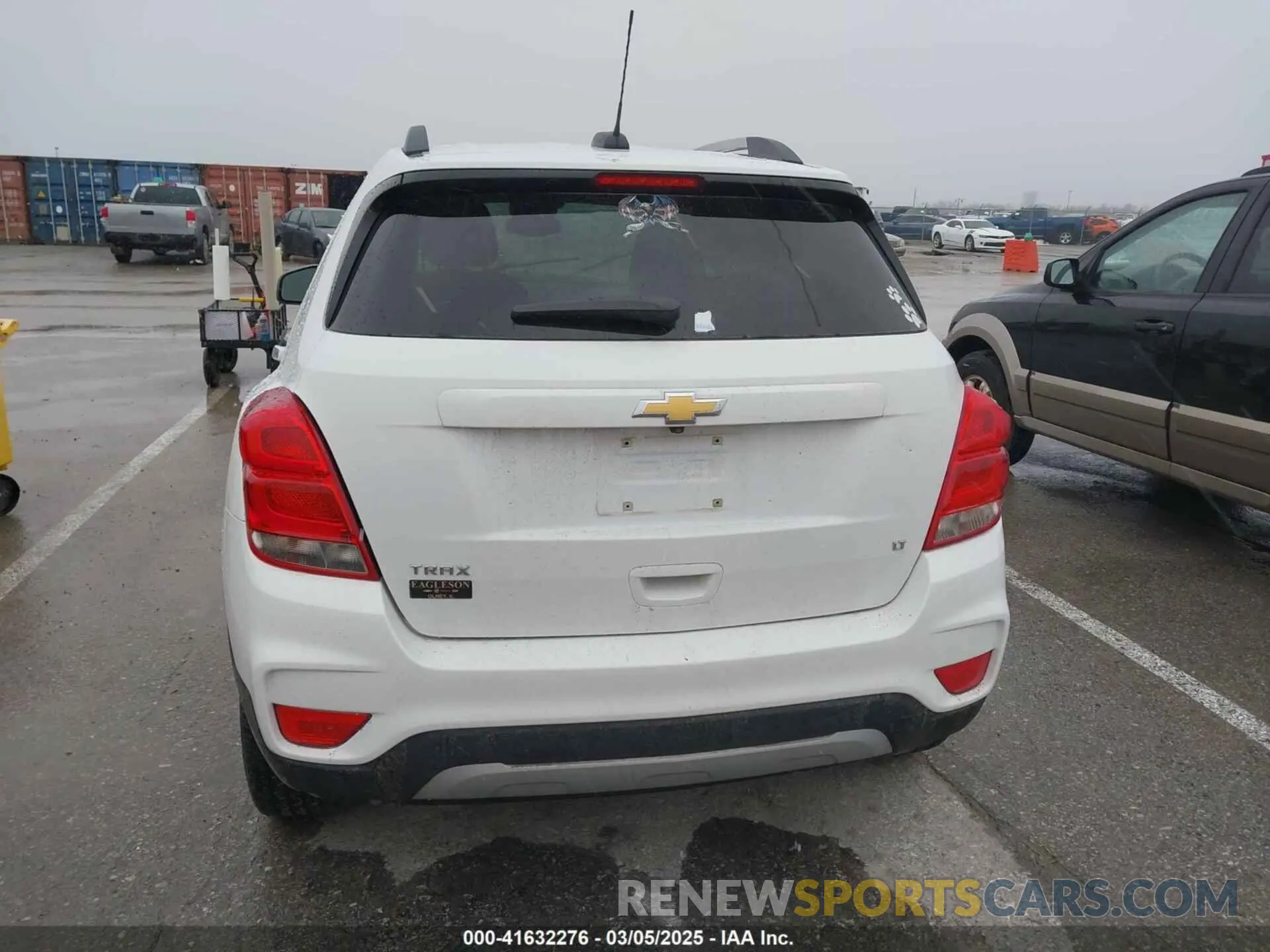 16 Photograph of a damaged car 3GNCJLSB3KL212561 CHEVROLET TRAX 2019