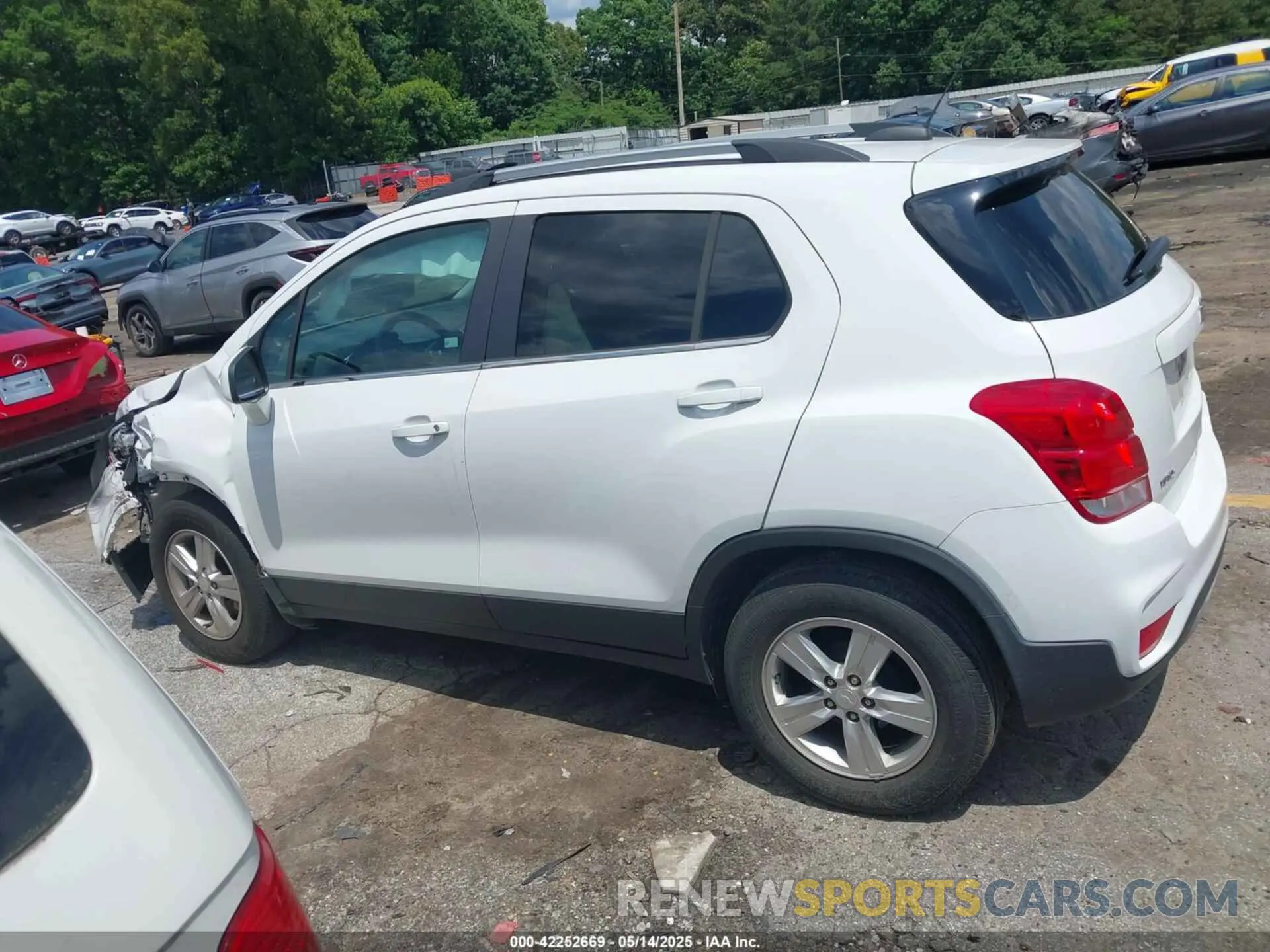 14 Photograph of a damaged car 3GNCJLSB3KL309534 CHEVROLET TRAX 2019
