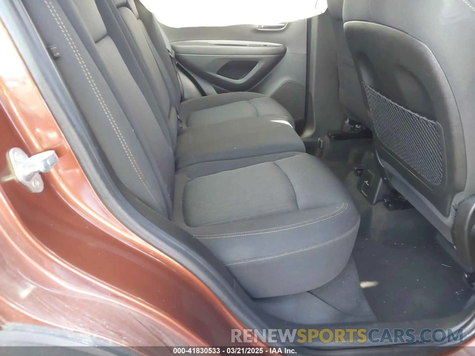 8 Фотография поврежденного автомобиля 3GNCJLSB3KL313776 CHEVROLET TRAX 2019