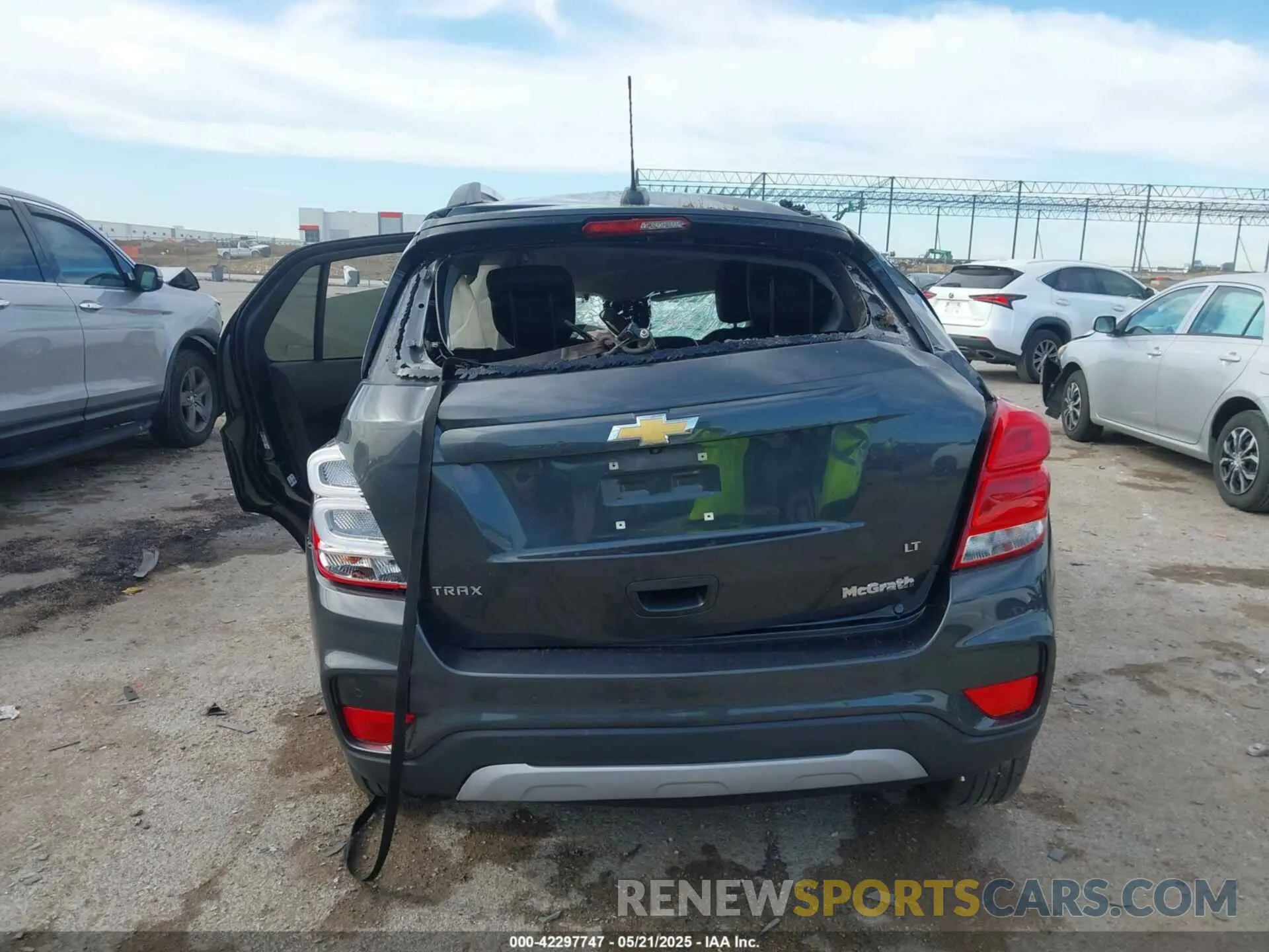 15 Фотография поврежденного автомобиля 3GNCJLSB3KL402506 CHEVROLET TRAX 2019
