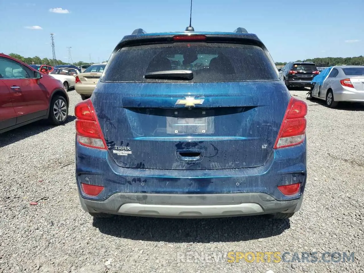 6 Фотография поврежденного автомобиля 3GNCJLSB4KL346169 CHEVROLET TRAX 2019