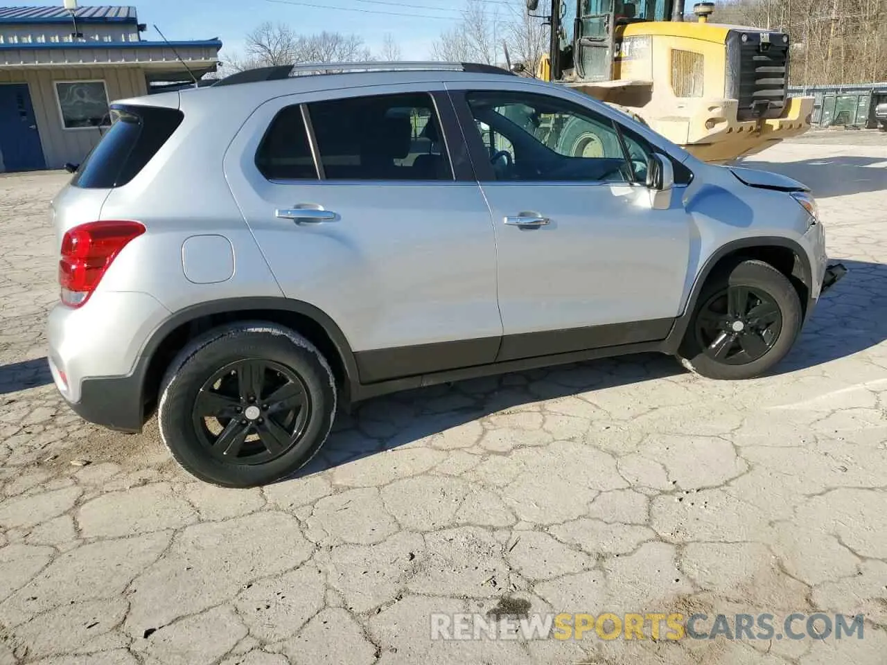 3 Photograph of a damaged car 3GNCJLSB4KL389877 CHEVROLET TRAX 2019