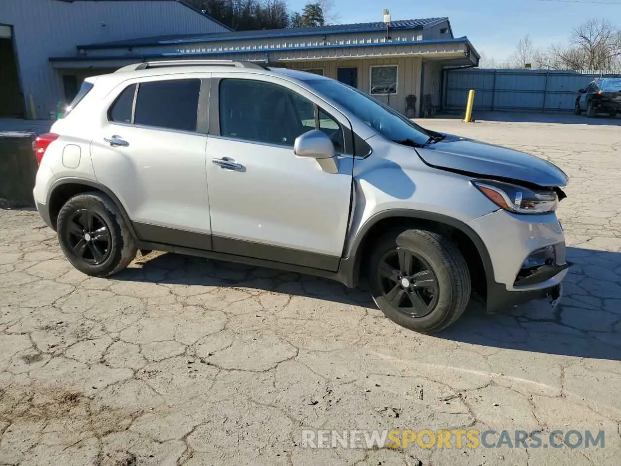 4 Photograph of a damaged car 3GNCJLSB4KL389877 CHEVROLET TRAX 2019