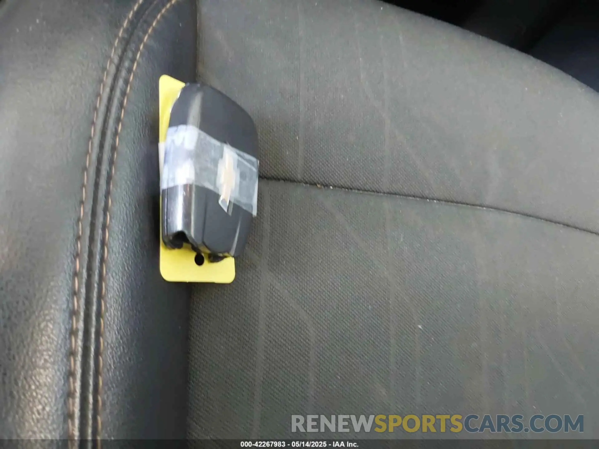 11 Photograph of a damaged car 3GNCJLSB5KL164609 CHEVROLET TRAX 2019