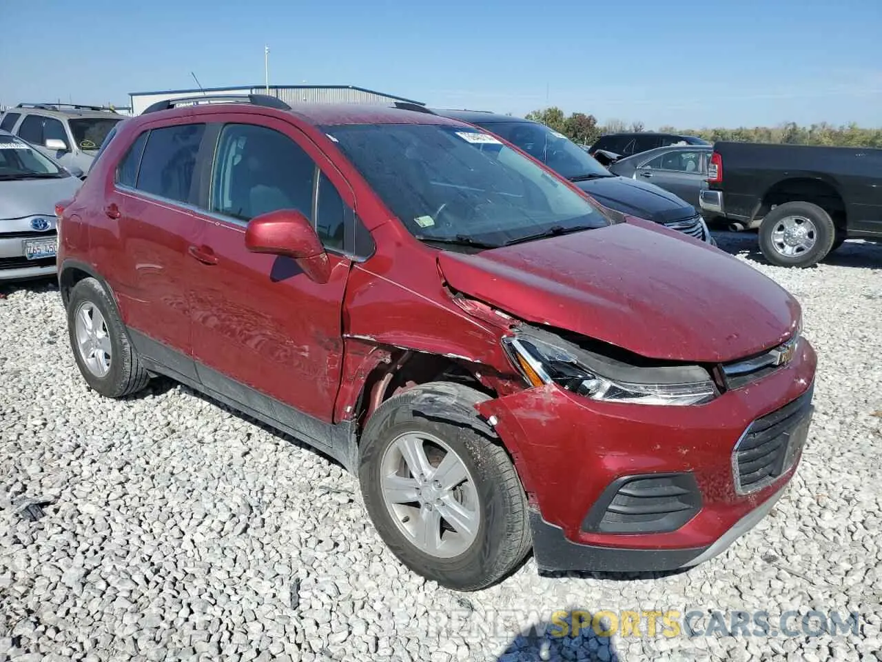 4 Фотография поврежденного автомобиля 3GNCJLSB5KL252141 CHEVROLET TRAX 2019