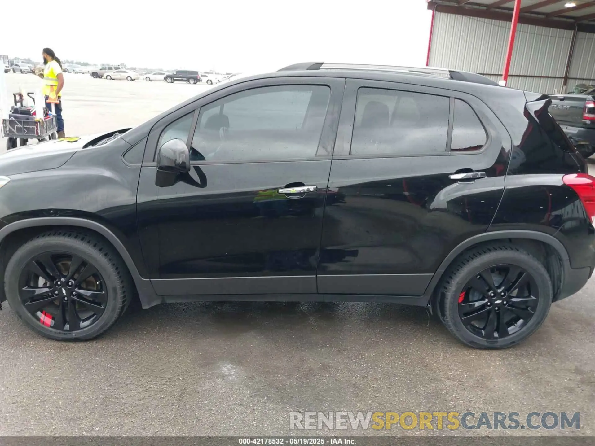 14 Photograph of a damaged car 3GNCJLSB5KL258165 CHEVROLET TRAX 2019