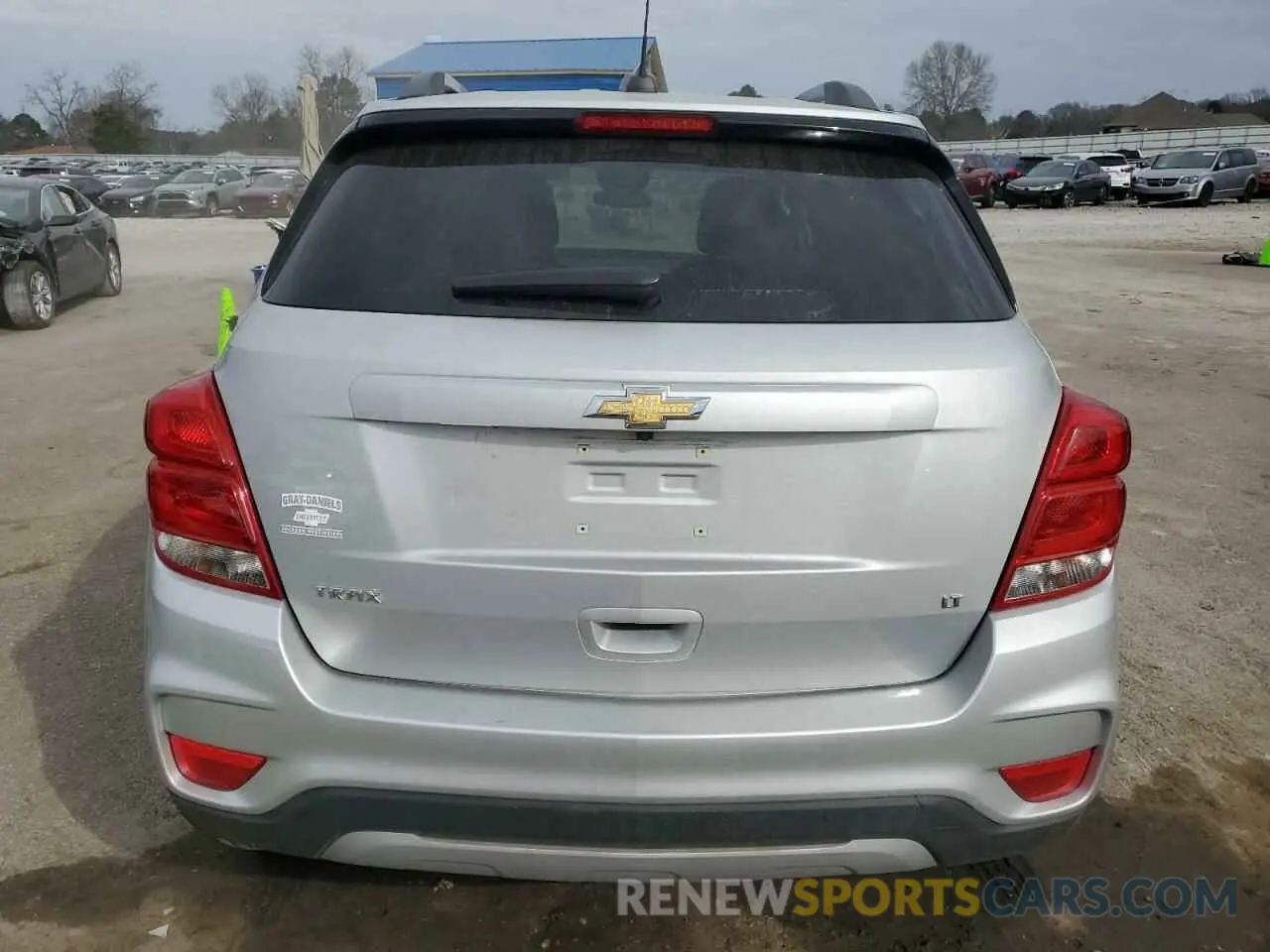 6 Фотография поврежденного автомобиля 3GNCJLSB5KL305596 CHEVROLET TRAX 2019
