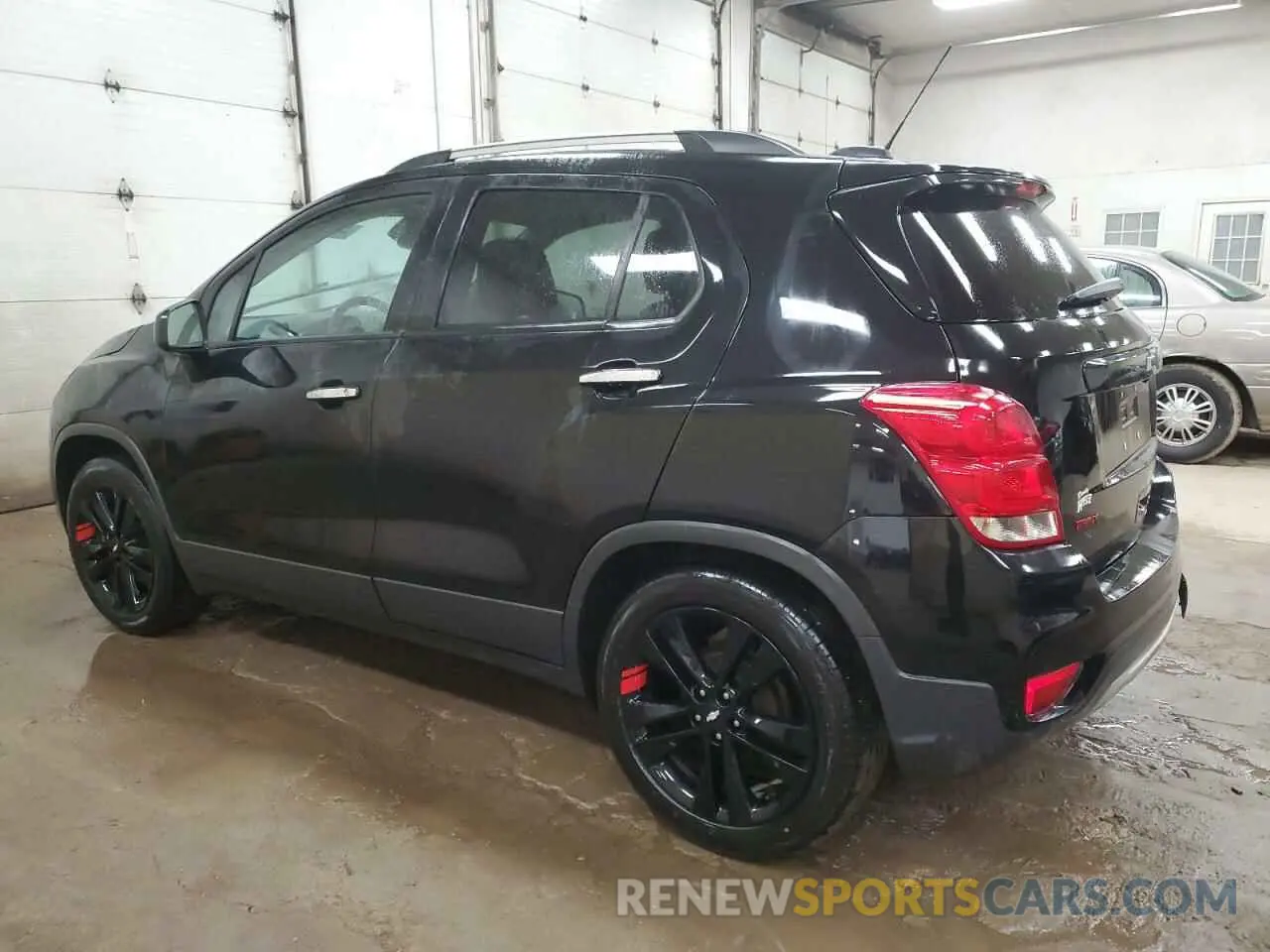 2 Photograph of a damaged car 3GNCJLSB6KL173271 CHEVROLET TRAX 2019