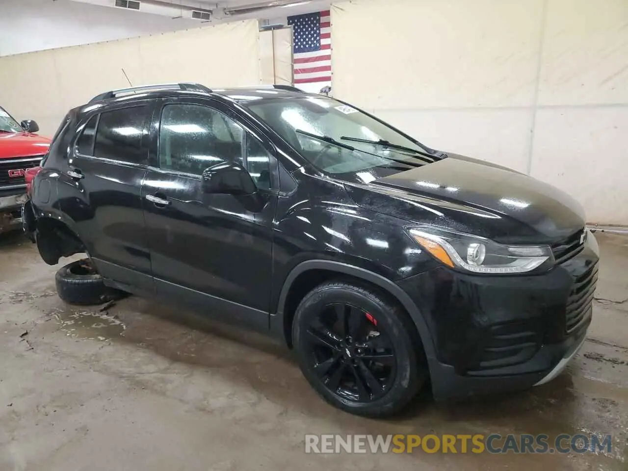 4 Photograph of a damaged car 3GNCJLSB6KL173271 CHEVROLET TRAX 2019