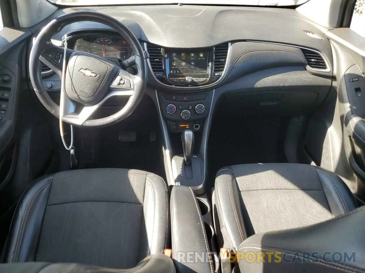 8 Фотография поврежденного автомобиля 3GNCJLSB8KL282542 CHEVROLET TRAX 2019