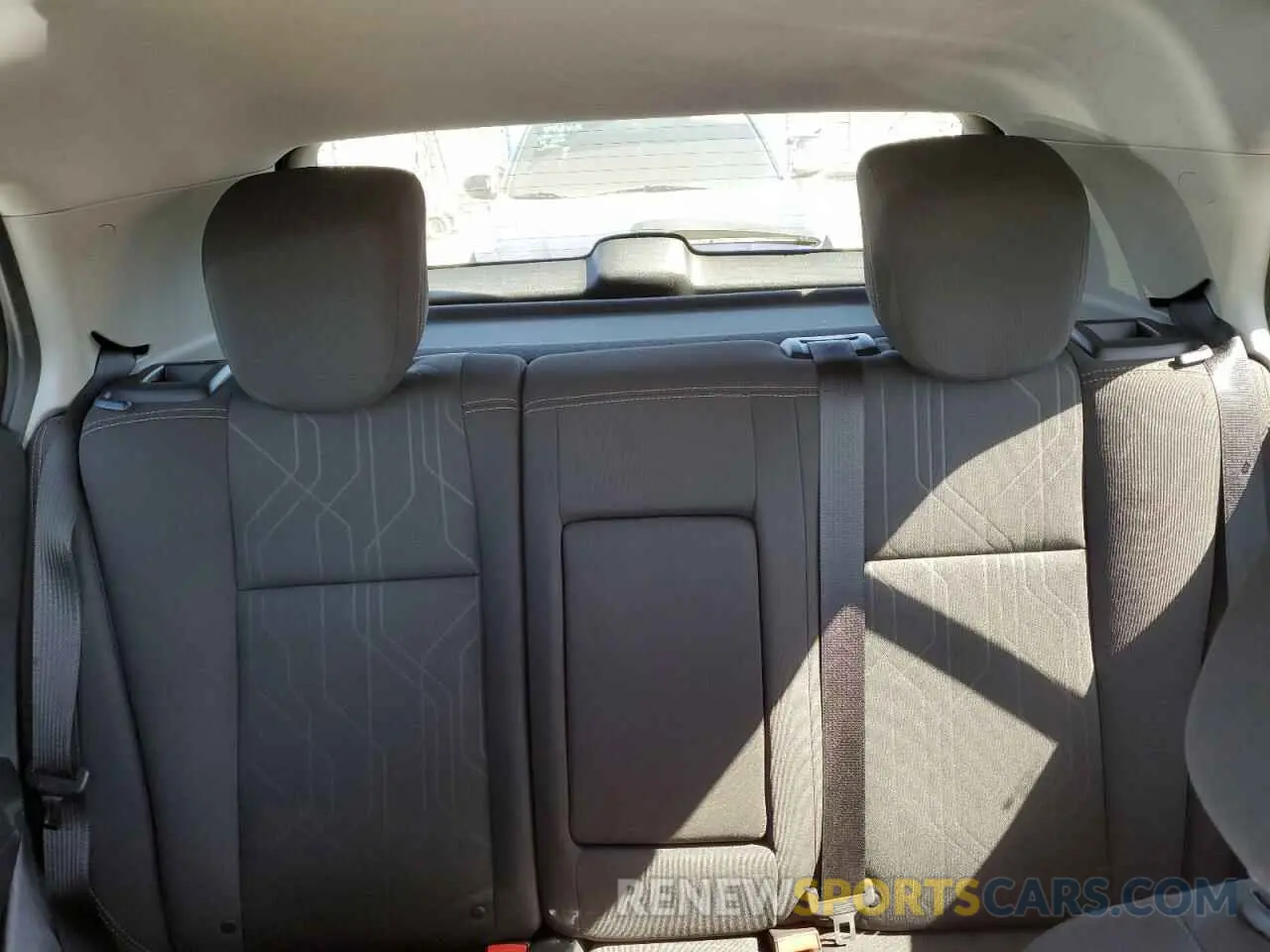 10 Photograph of a damaged car 3GNCJLSB9KL218350 CHEVROLET TRAX 2019