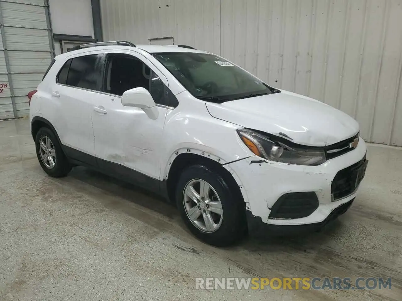 4 Photograph of a damaged car 3GNCJLSB9KL337208 CHEVROLET TRAX 2019