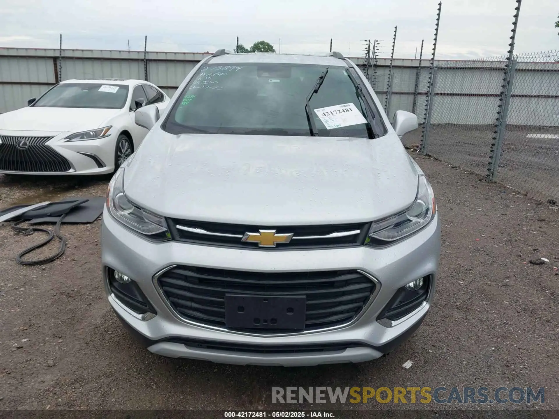 12 Фотография поврежденного автомобиля 3GNCJMSB7KL405558 CHEVROLET TRAX 2019