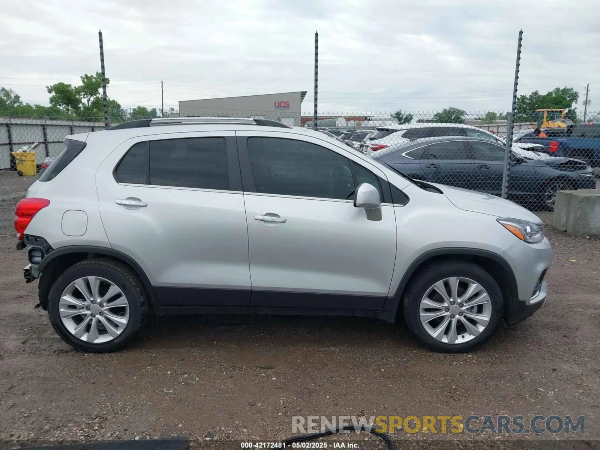 13 Фотография поврежденного автомобиля 3GNCJMSB7KL405558 CHEVROLET TRAX 2019