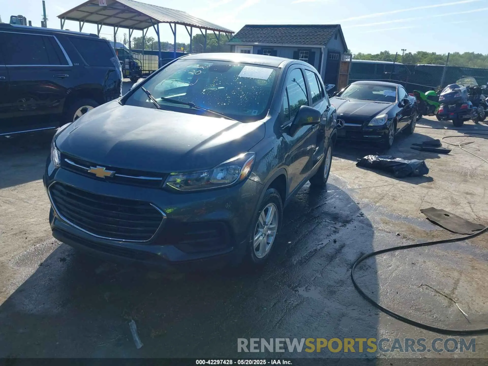 2 Фотография поврежденного автомобиля 3GNCJNSB0KL270140 CHEVROLET TRAX 2019