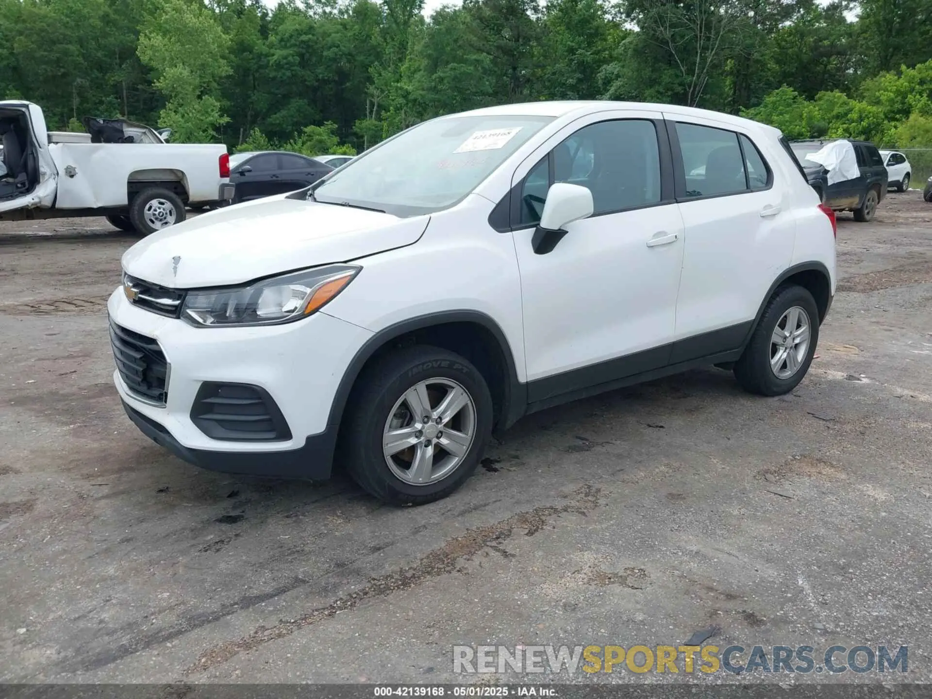 2 Фотография поврежденного автомобиля 3GNCJNSB1KL290607 CHEVROLET TRAX 2019