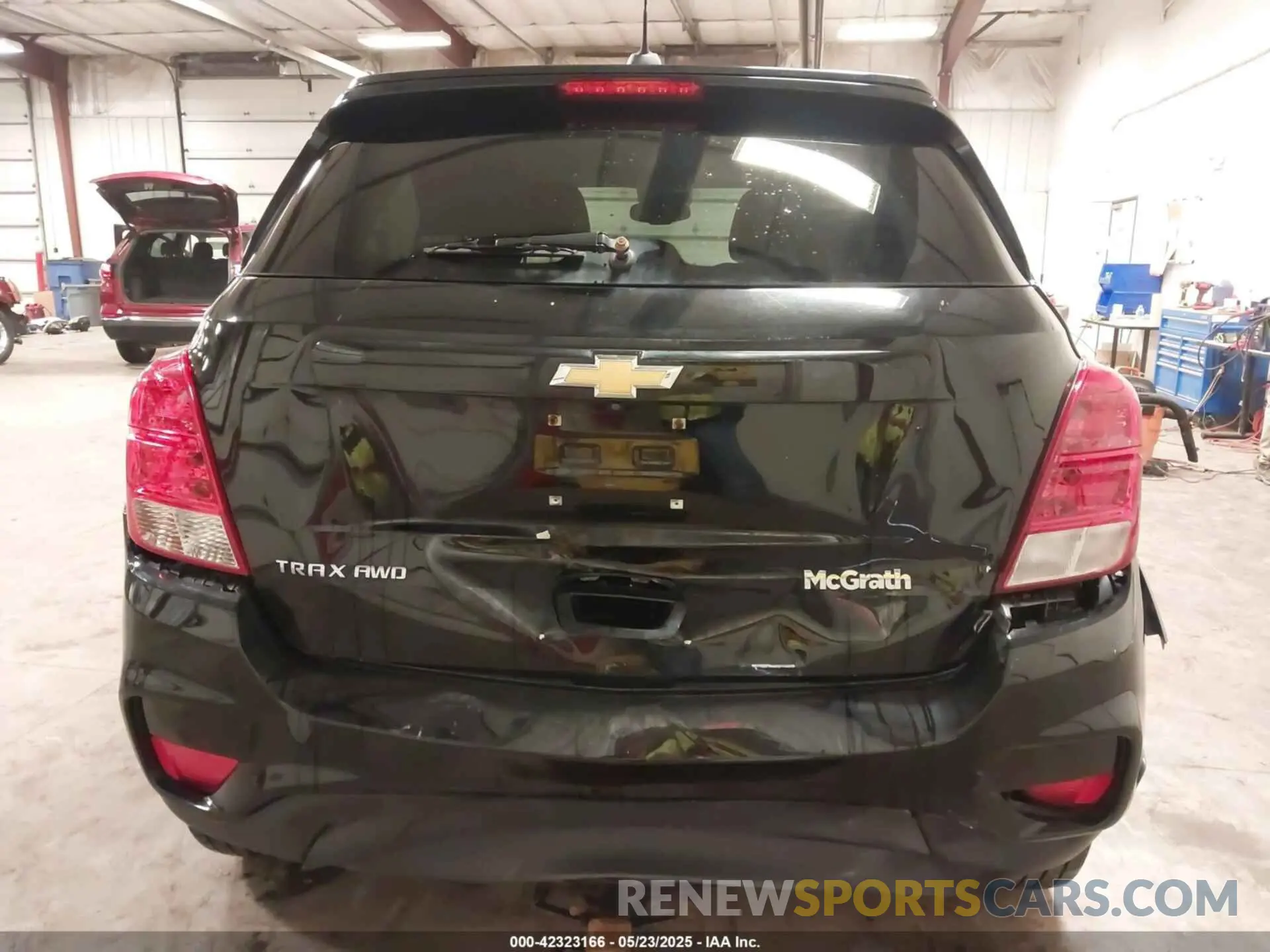 6 Photograph of a damaged car 3GNCJNSB2KL167995 CHEVROLET TRAX 2019