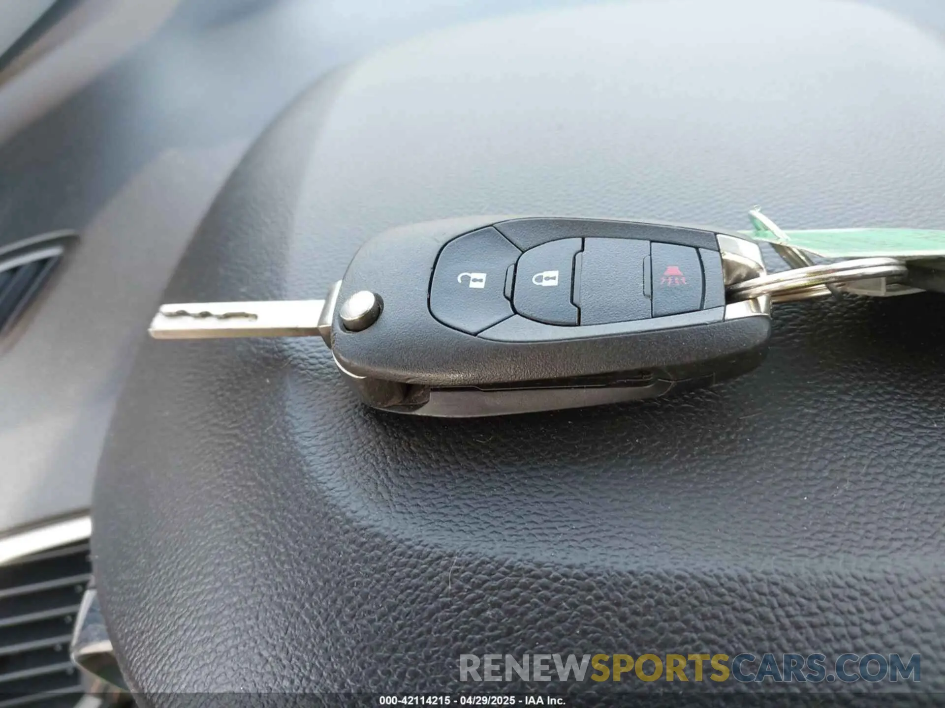 11 Фотография поврежденного автомобиля 3GNCJNSB2KL282967 CHEVROLET TRAX 2019