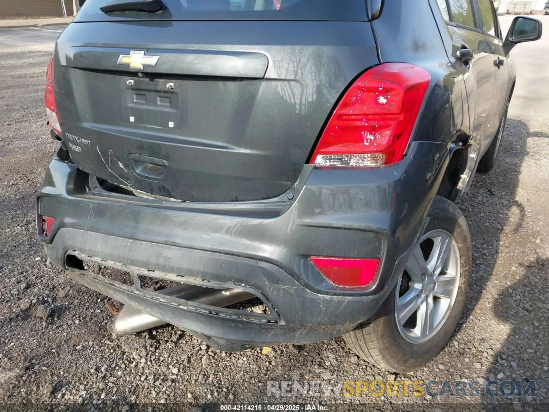 20 Фотография поврежденного автомобиля 3GNCJNSB2KL282967 CHEVROLET TRAX 2019