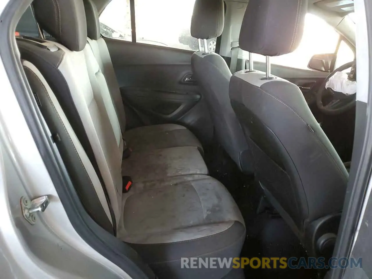11 Photograph of a damaged car 3GNCJNSB4KL184362 CHEVROLET TRAX 2019