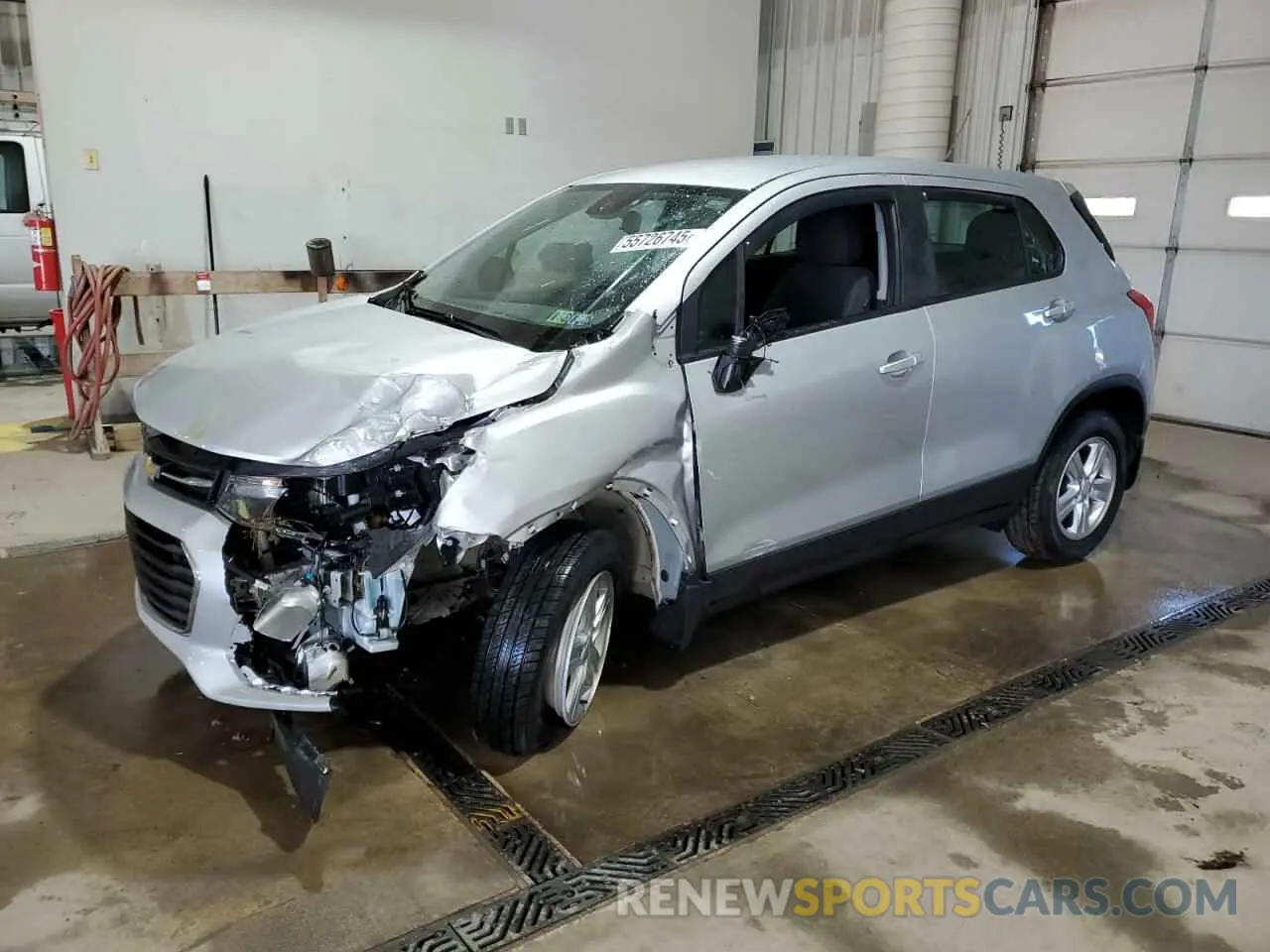 1 Photograph of a damaged car 3GNCJNSB4KL231406 CHEVROLET TRAX 2019