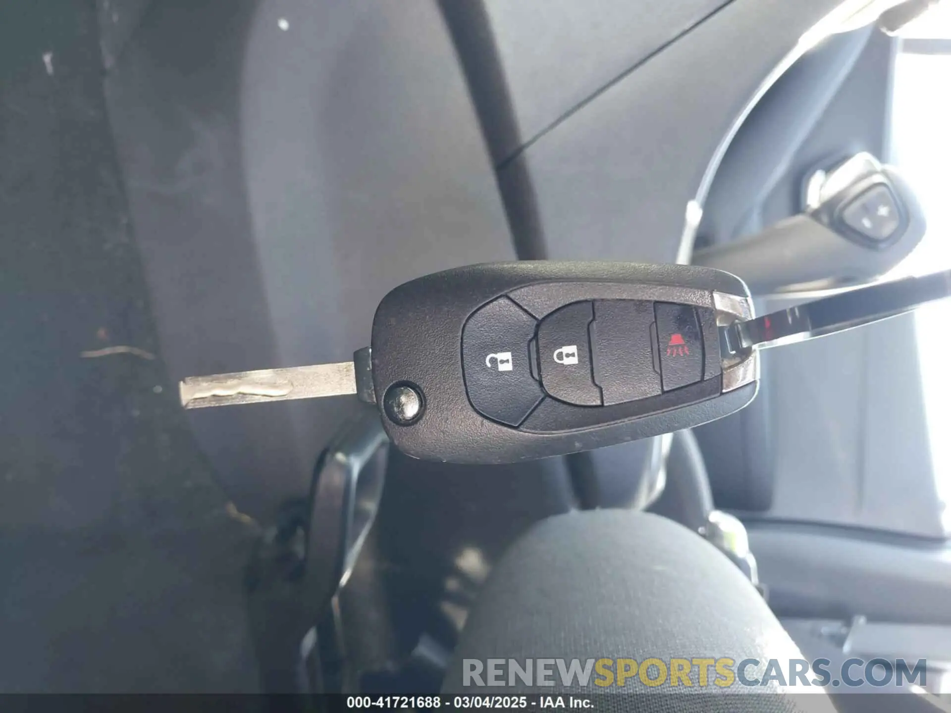11 Photograph of a damaged car 3GNCJNSB4KL340044 CHEVROLET TRAX 2019