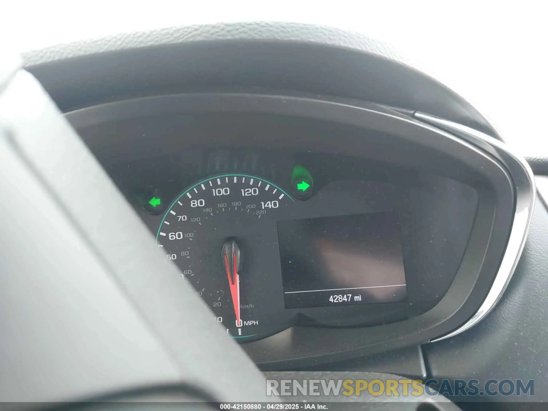 7 Фотография поврежденного автомобиля 3GNCJNSB5KL403992 CHEVROLET TRAX 2019