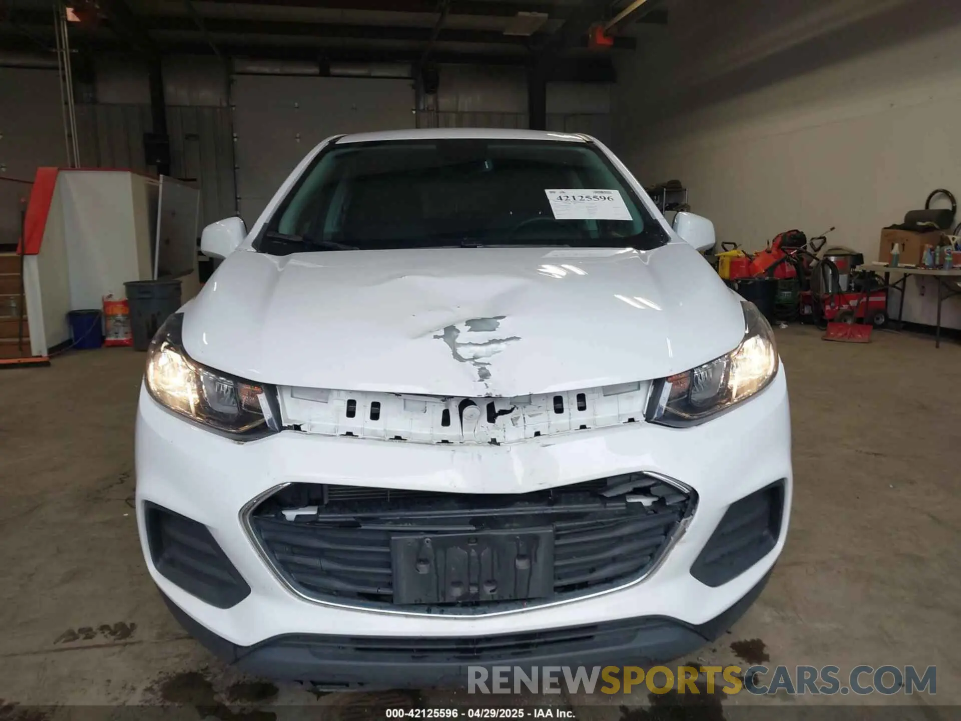 12 Photograph of a damaged car 3GNCJNSB6KL233755 CHEVROLET TRAX 2019