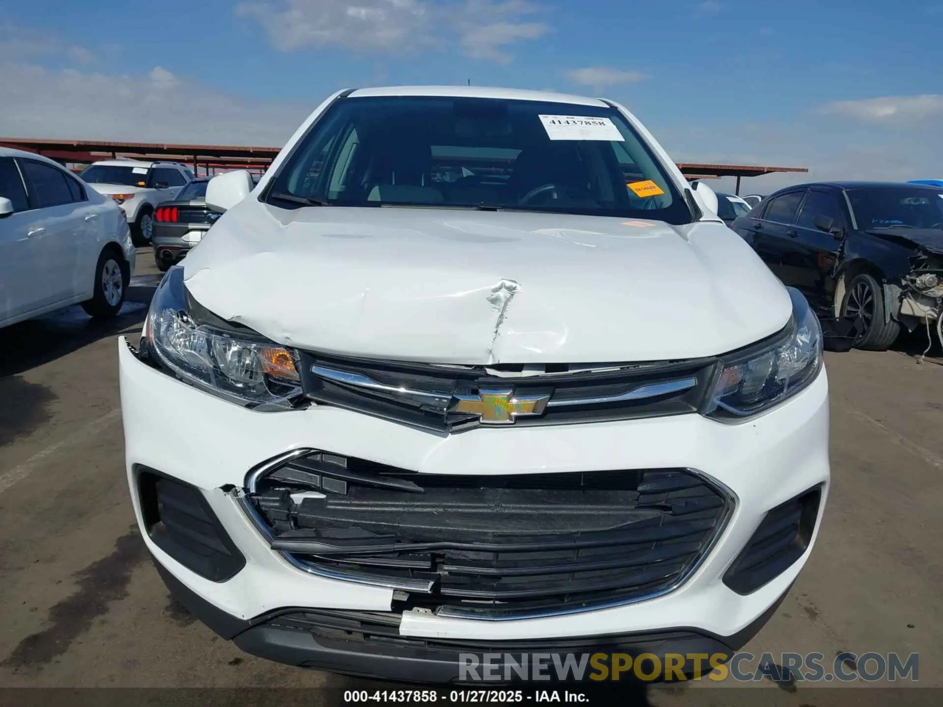 12 Photograph of a damaged car 3GNCJNSB9KL357213 CHEVROLET TRAX 2019