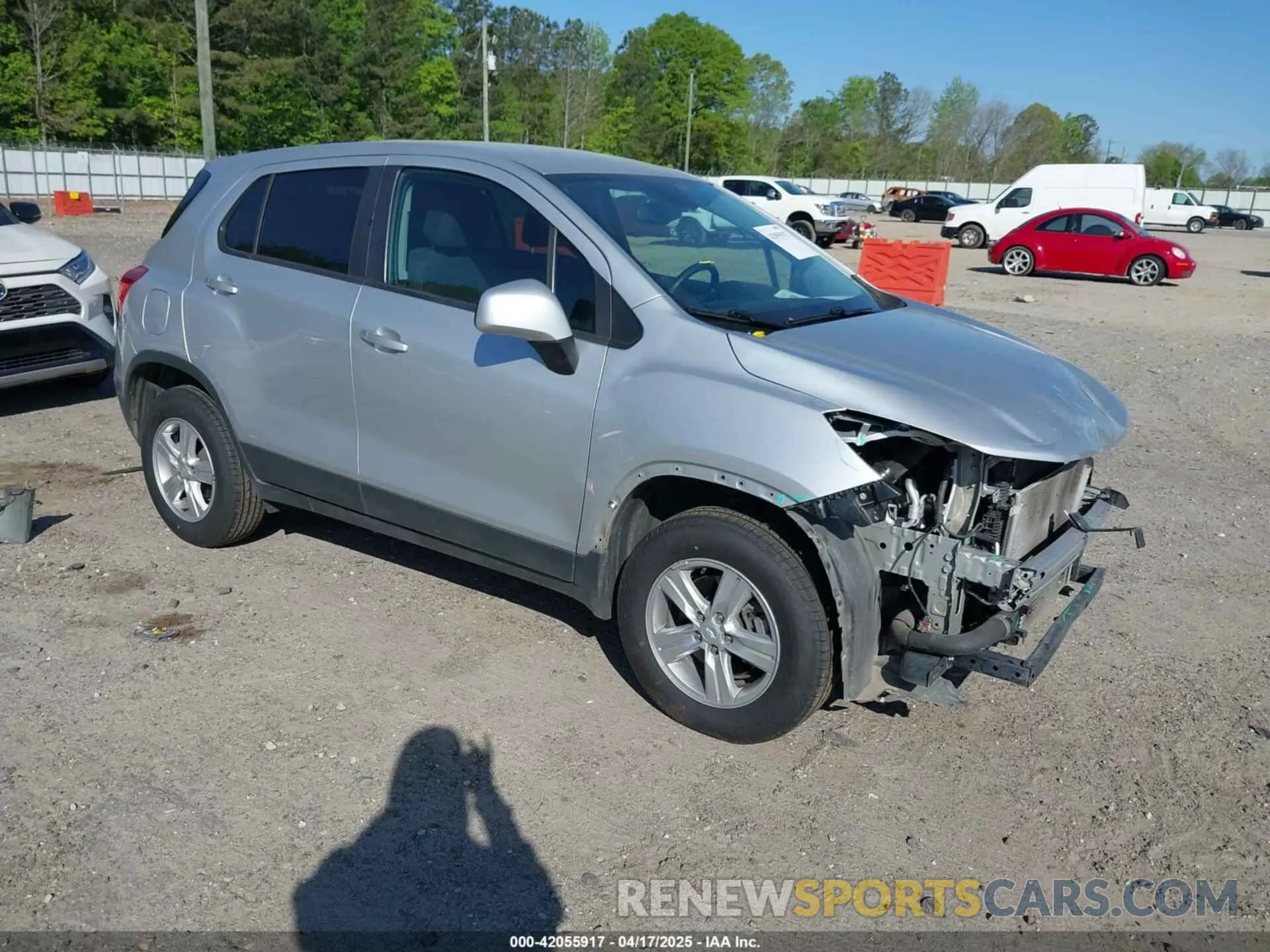 1 Фотография поврежденного автомобиля 3GNCJNSBXKL405219 CHEVROLET TRAX 2019