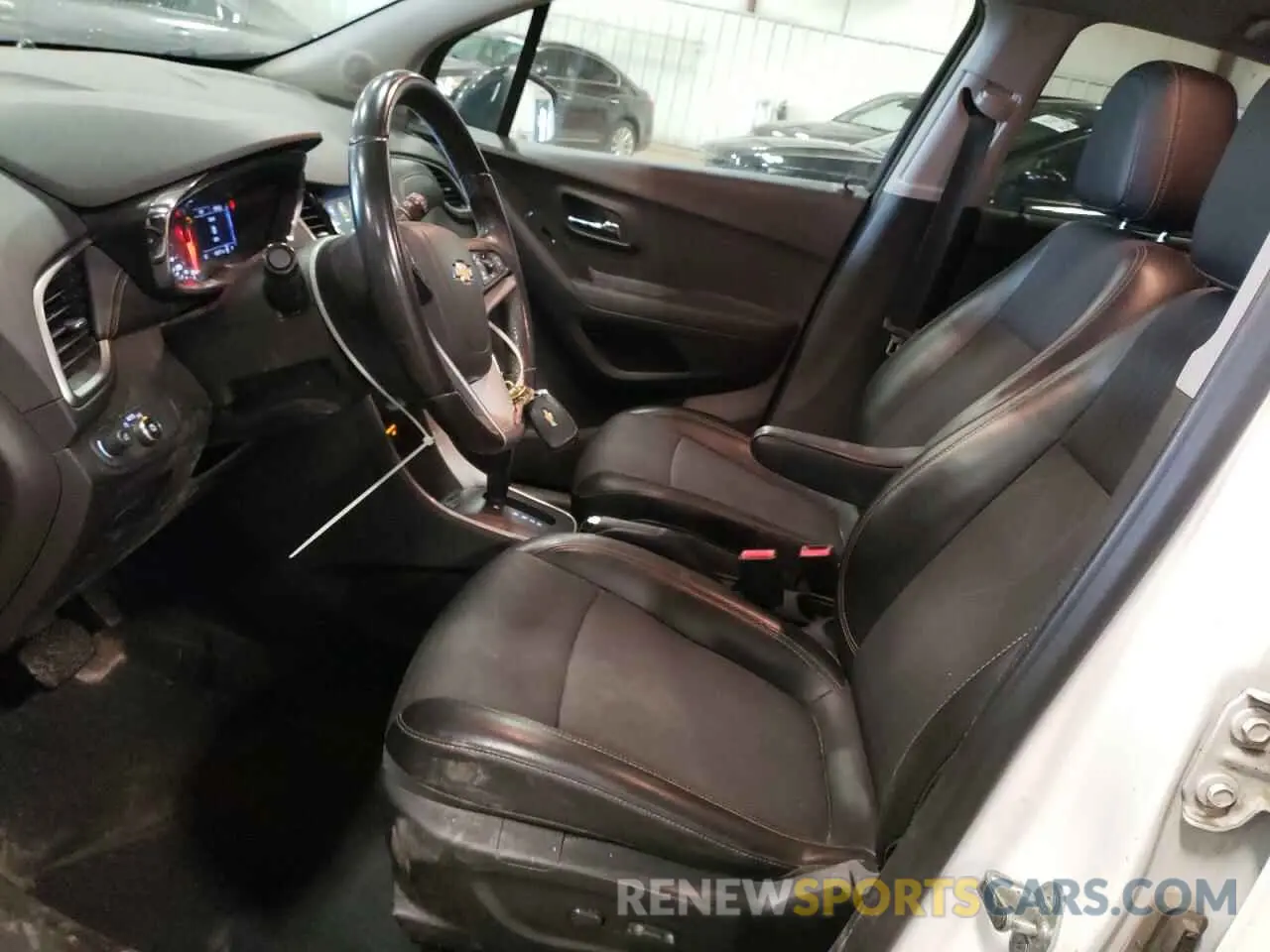 7 Фотография поврежденного автомобиля 3GNCJPSB0KL224187 CHEVROLET TRAX 2019