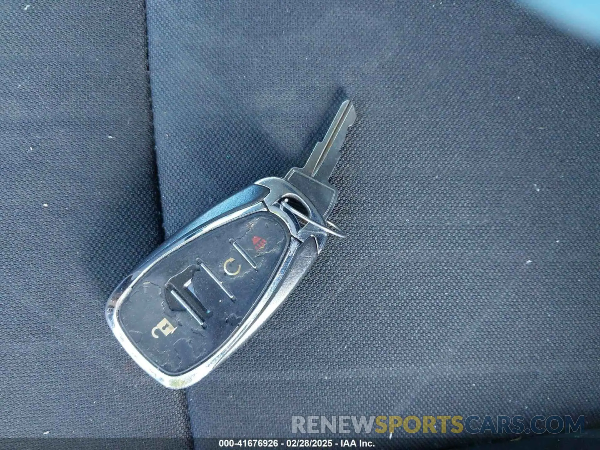 11 Фотография поврежденного автомобиля 3GNCJPSB0KL256721 CHEVROLET TRAX 2019