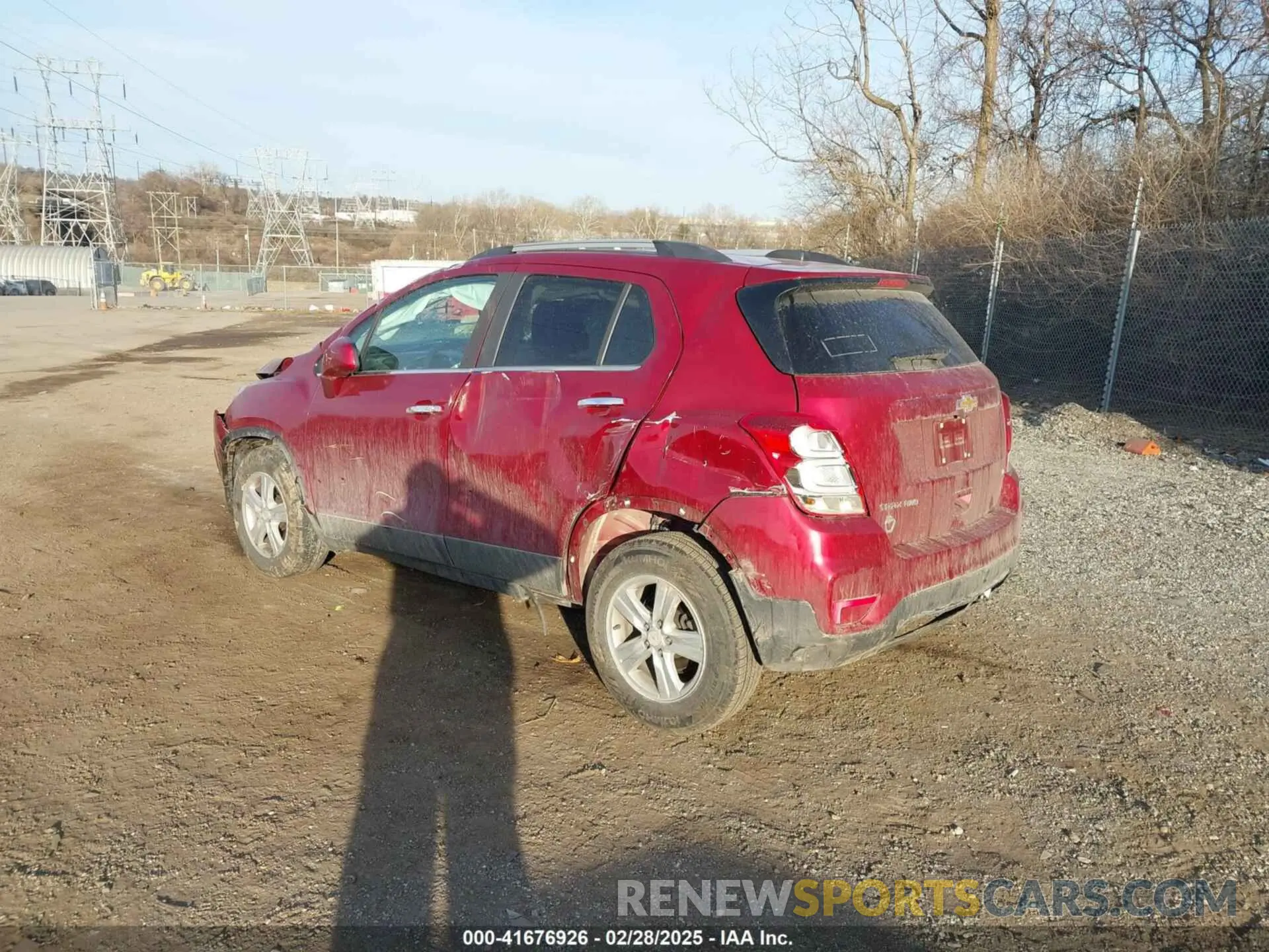 3 Фотография поврежденного автомобиля 3GNCJPSB0KL256721 CHEVROLET TRAX 2019