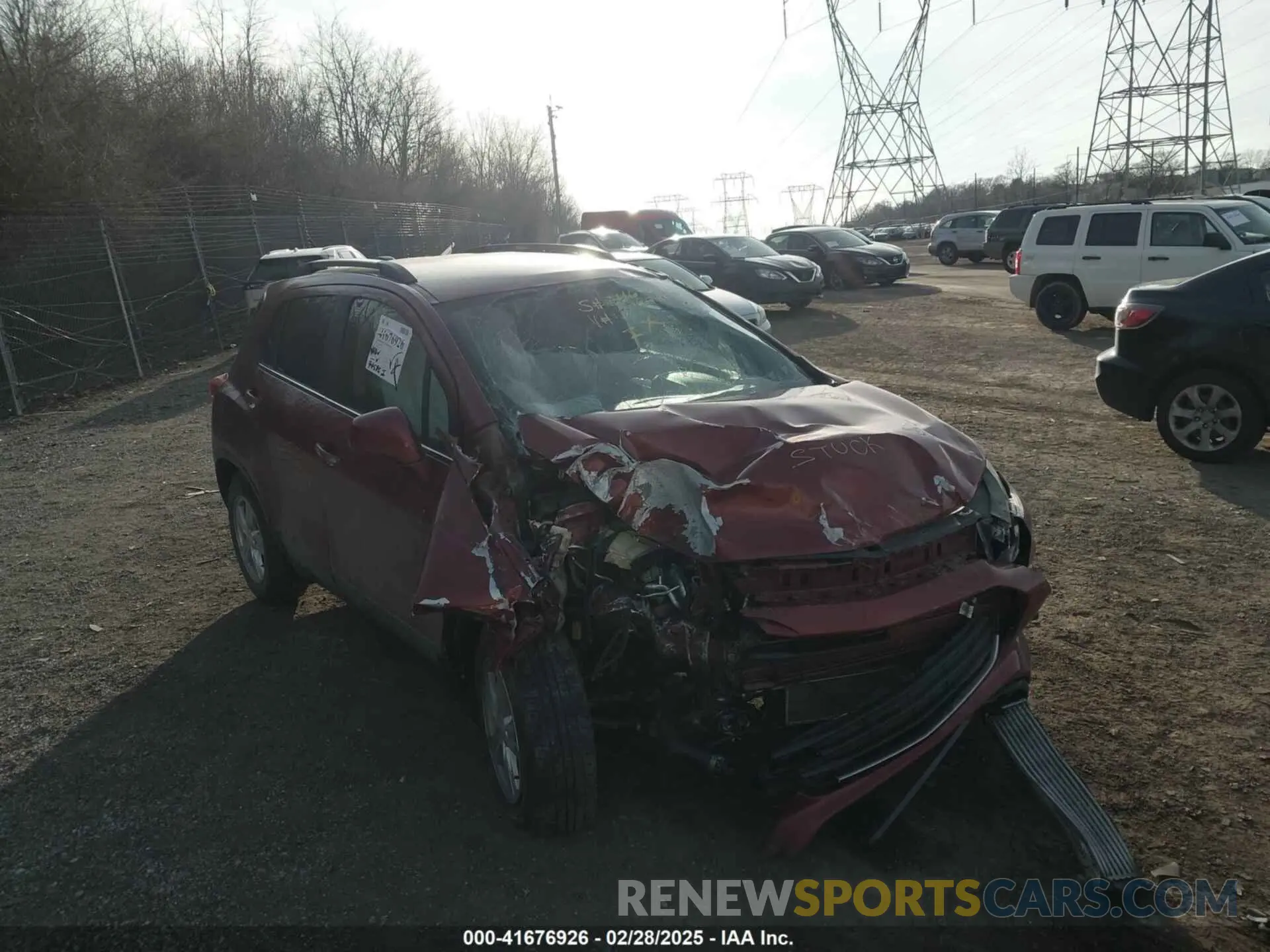 6 Фотография поврежденного автомобиля 3GNCJPSB0KL256721 CHEVROLET TRAX 2019