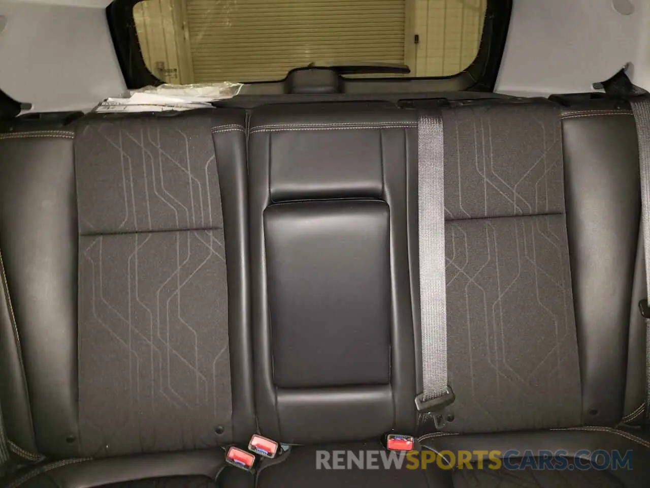 10 Фотография поврежденного автомобиля 3GNCJPSB0KL382691 CHEVROLET TRAX 2019