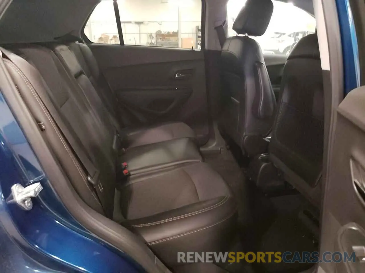 11 Фотография поврежденного автомобиля 3GNCJPSB0KL382691 CHEVROLET TRAX 2019