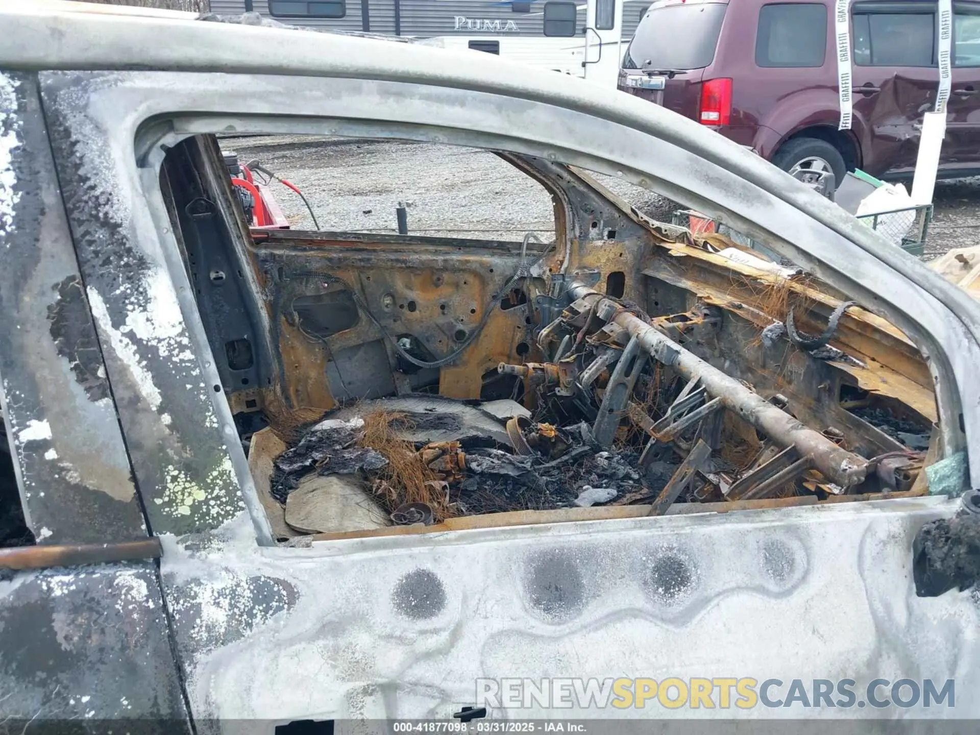 5 Photograph of a damaged car 3GNCJPSB1KL219211 CHEVROLET TRAX 2019