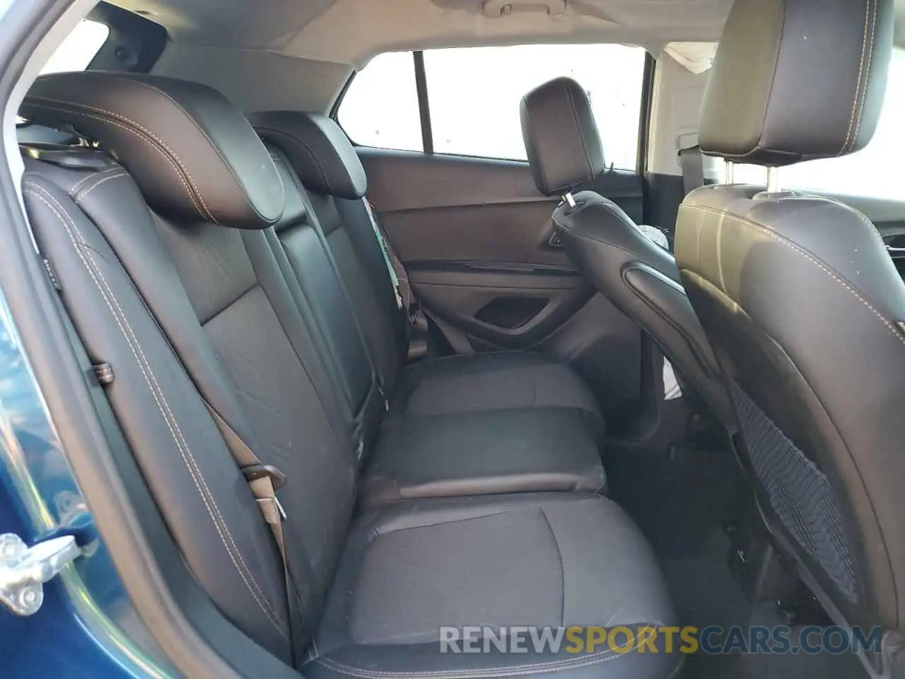 12 Фотография поврежденного автомобиля 3GNCJPSB1KL382604 CHEVROLET TRAX 2019