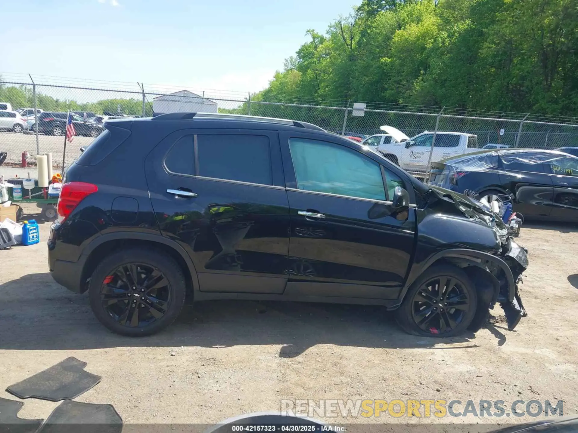 13 Photograph of a damaged car 3GNCJPSB2KL255439 CHEVROLET TRAX 2019