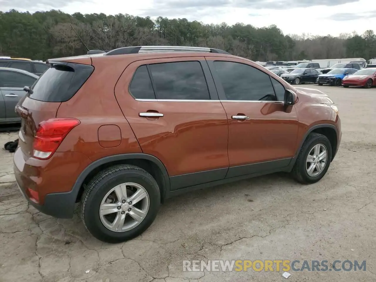 3 Photograph of a damaged car 3GNCJPSB2KL258440 CHEVROLET TRAX 2019