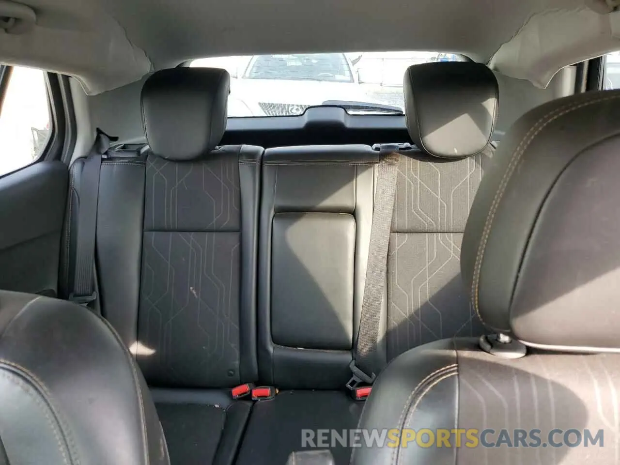 10 Фотография поврежденного автомобиля 3GNCJPSB3KL233322 CHEVROLET TRAX 2019