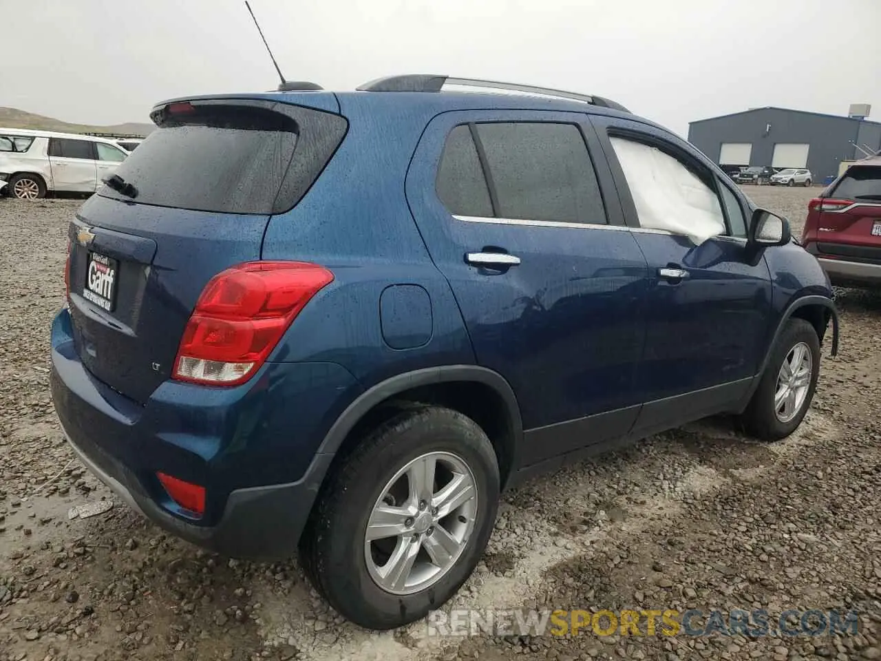 3 Photograph of a damaged car 3GNCJPSB3KL246216 CHEVROLET TRAX 2019